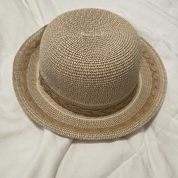 J. Crew Factory Accessories - NWT J. Crew Factory Tan Woven Summer Hat